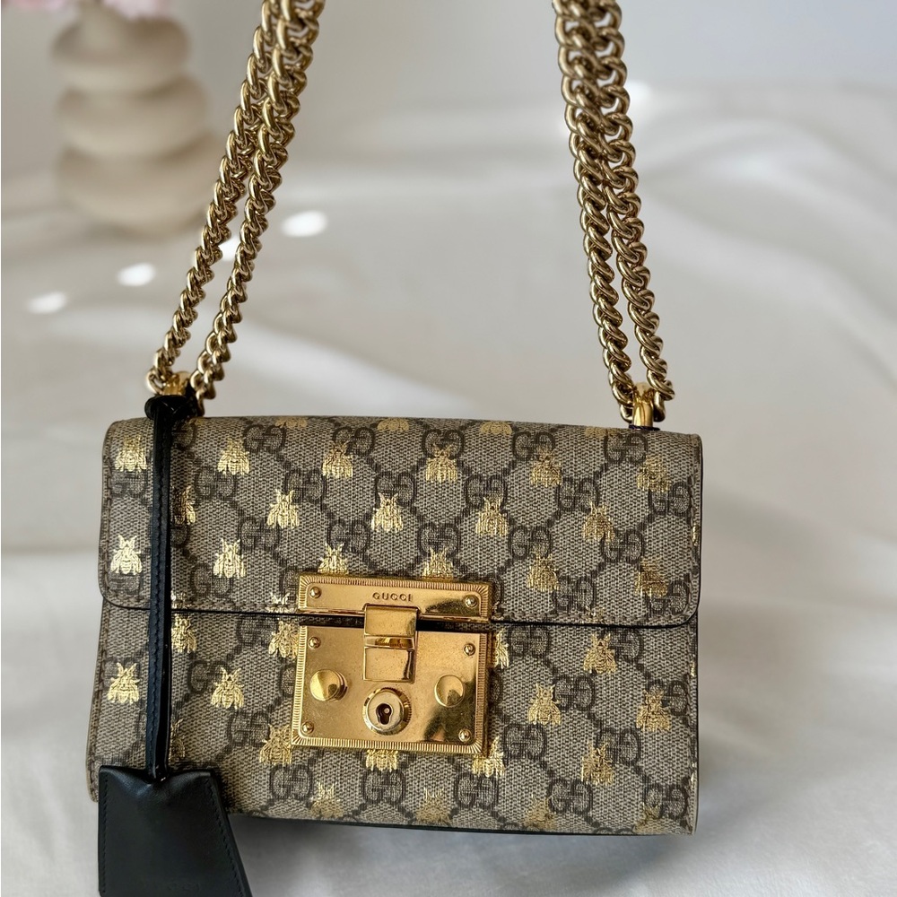 GUCCI GG Supreme Monogram Bees Small Padlock Shoulder Bag Black